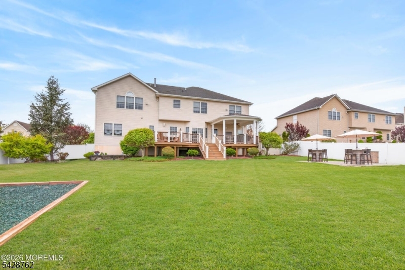 5 Selma Ln