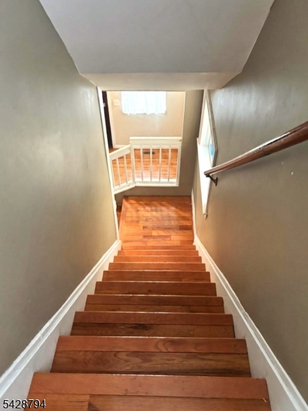 104 W 18Th St
