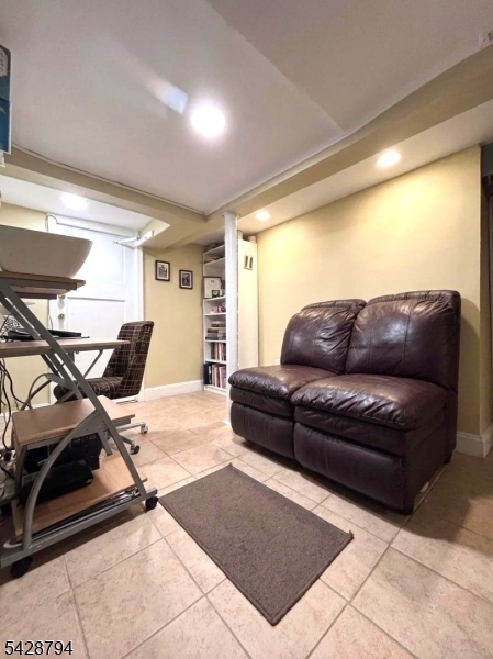 104 W 18Th St
