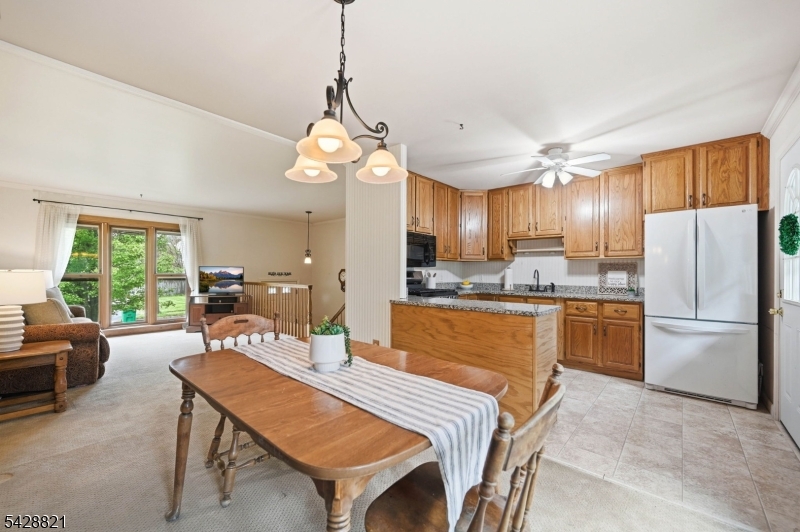 15 Fairview Ave