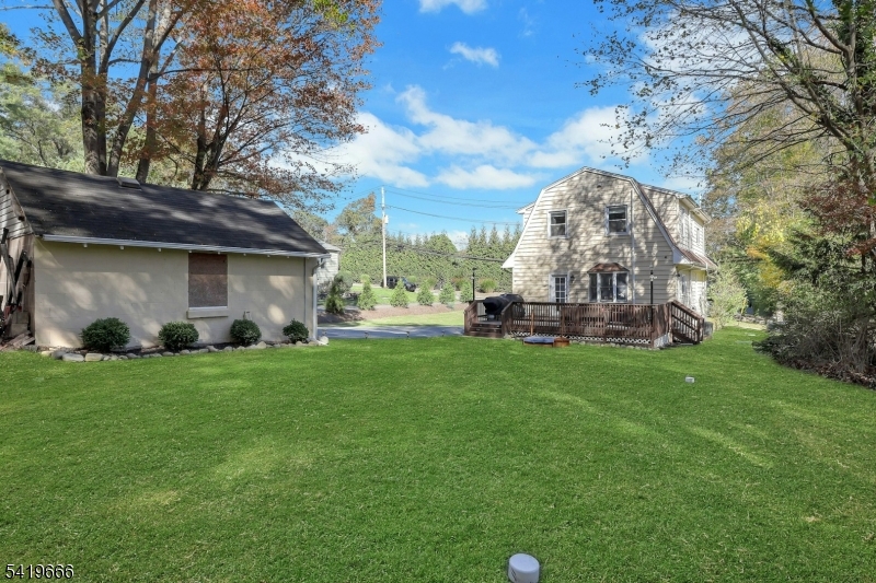 172 Yawpo Ave