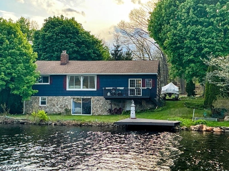 9 Duck Point Trl