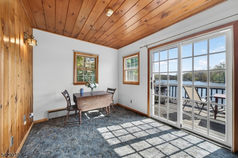 9 Duck Point Trl