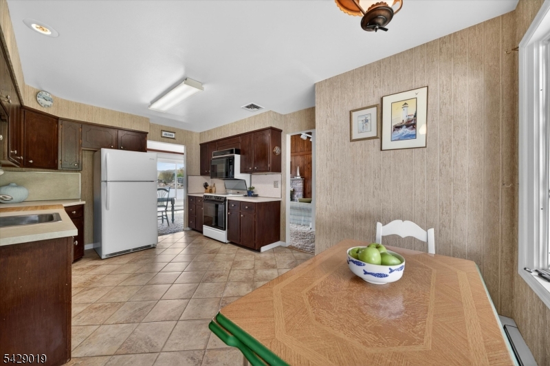 9 Duck Point Trl