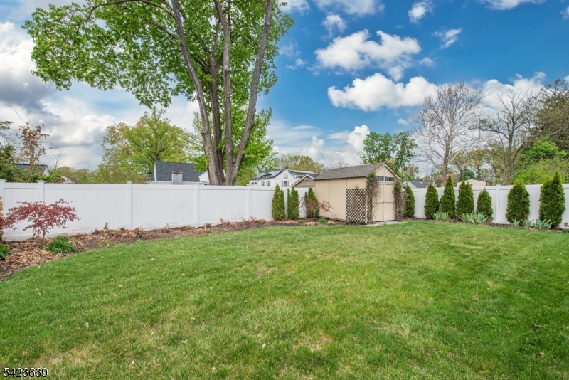 29 Van Duyne Ave