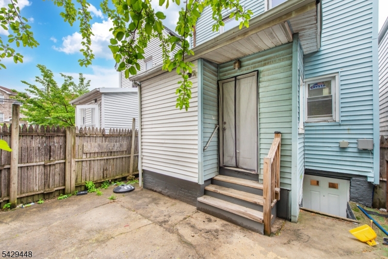 346 S 20Th St