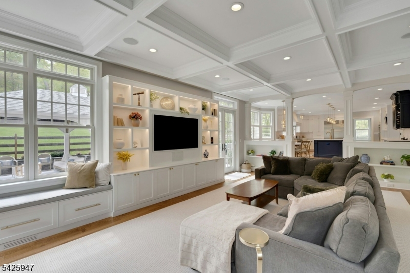 138 Oakwood Rd