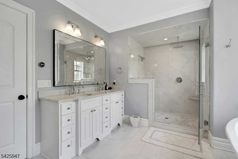 138 Oakwood Rd