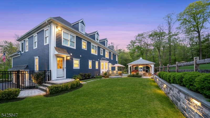 138 Oakwood Rd