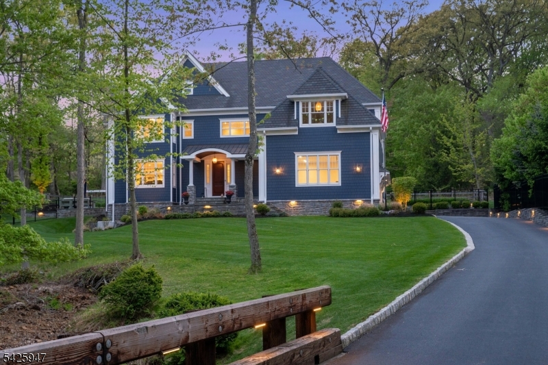 138 Oakwood Rd