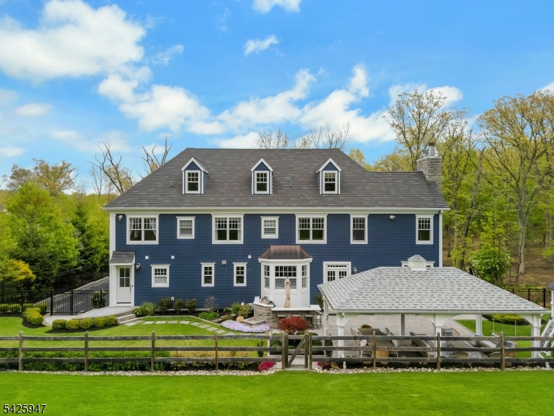 138 Oakwood Rd
