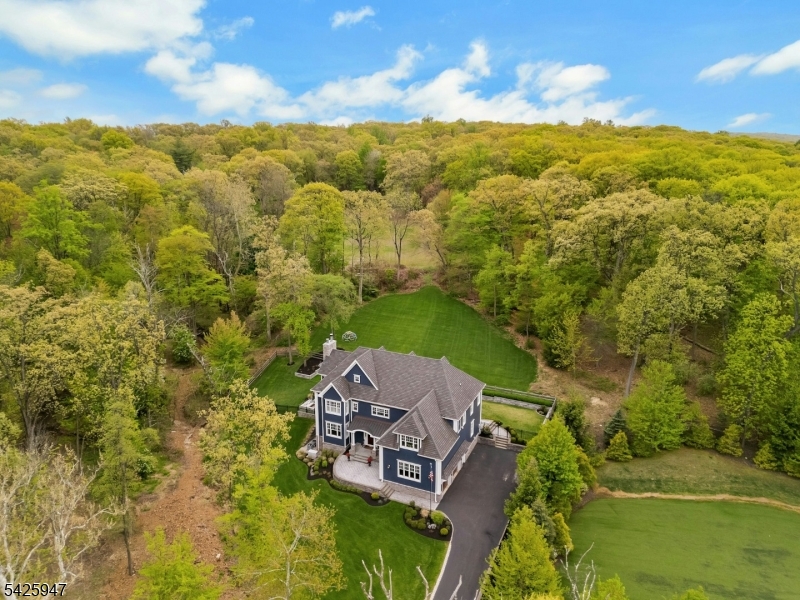 138 Oakwood Rd