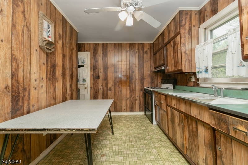 161 Beachwood Rd