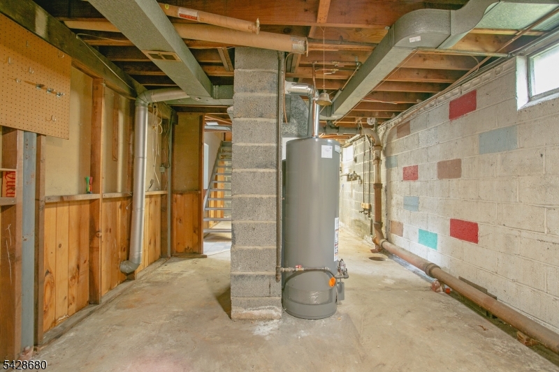 161 Beachwood Rd