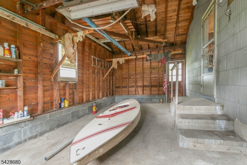 161 Beachwood Rd