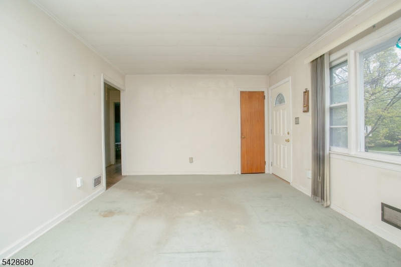 161 Beachwood Rd