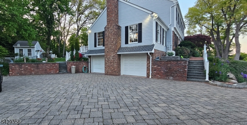 309 Paul Ct