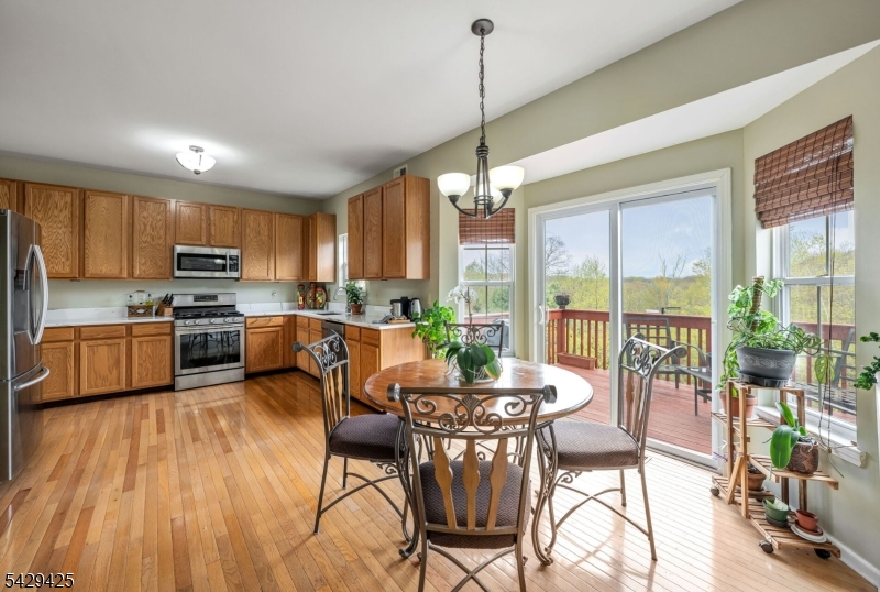 432 ROCK RIDGE ROAD