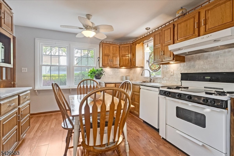 58 Maolis Ave