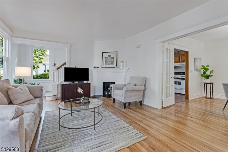 58 Maolis Ave