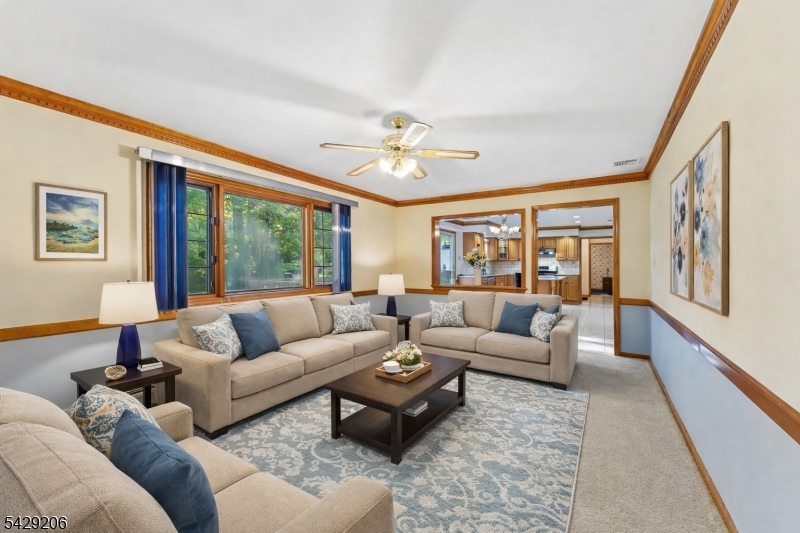86 Timberline Dr