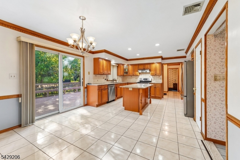 86 Timberline Dr