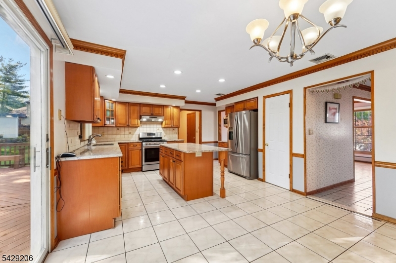 86 Timberline Dr