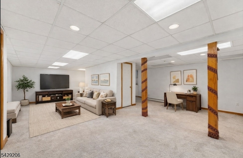 86 Timberline Dr