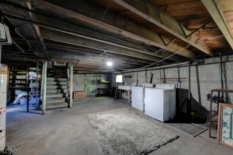 86 Greenwood Ave