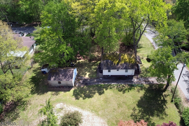 86 Greenwood Ave