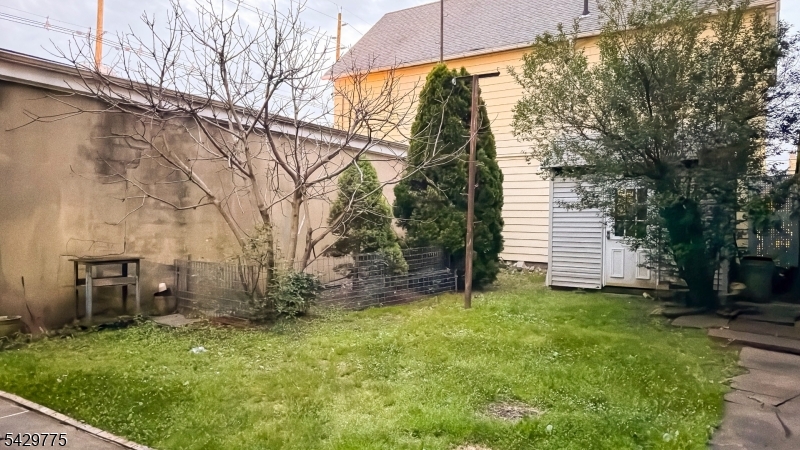 461 Fulton St