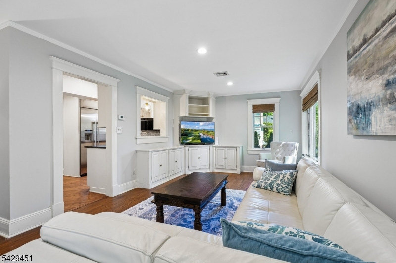 173 Highland Ave