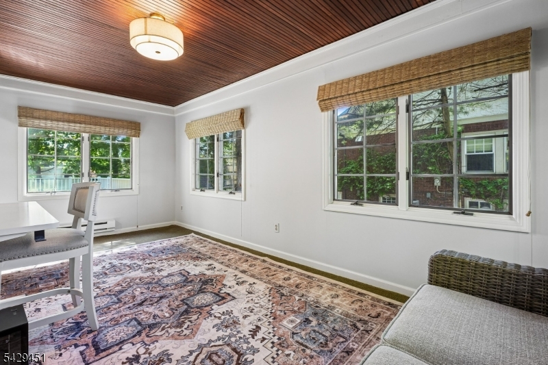 173 Highland Ave