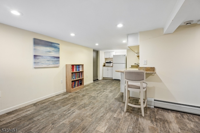 173 Highland Ave
