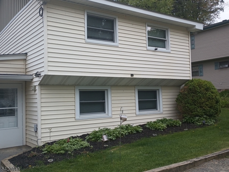 13 Ardena Rd