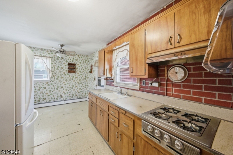 49 Heather Hills Dr