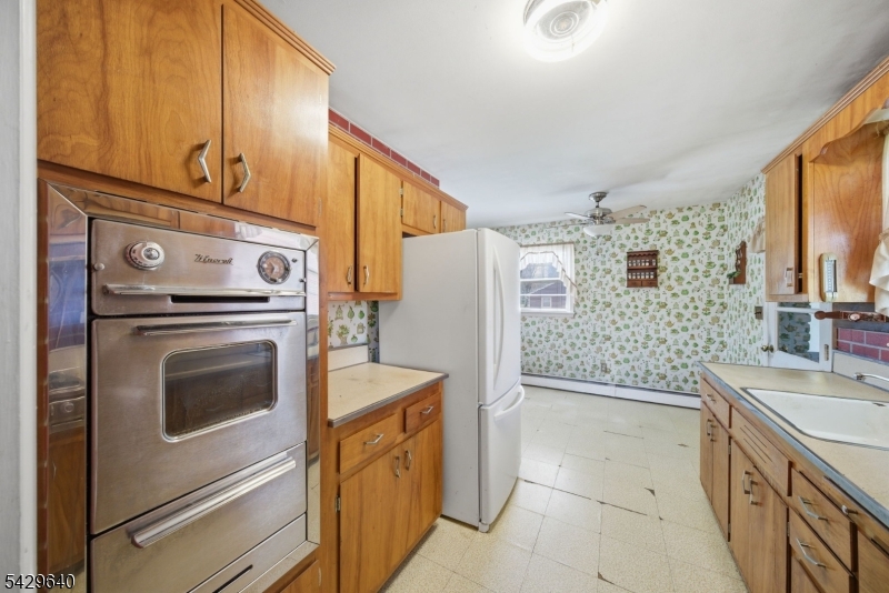 49 Heather Hills Dr