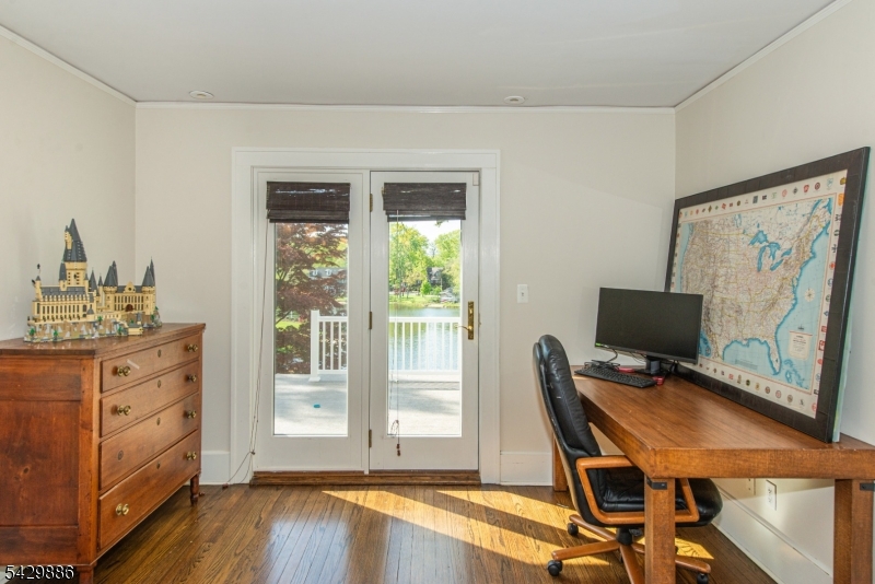 21 Fernwood Pl