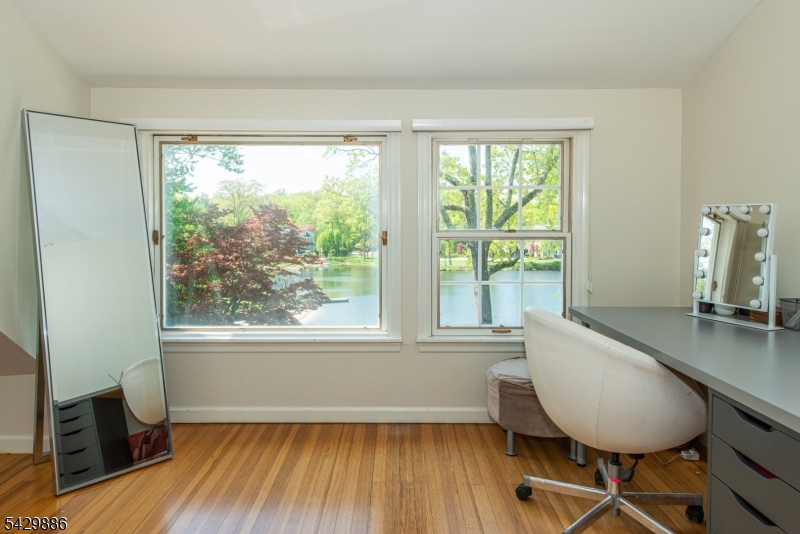 21 Fernwood Pl