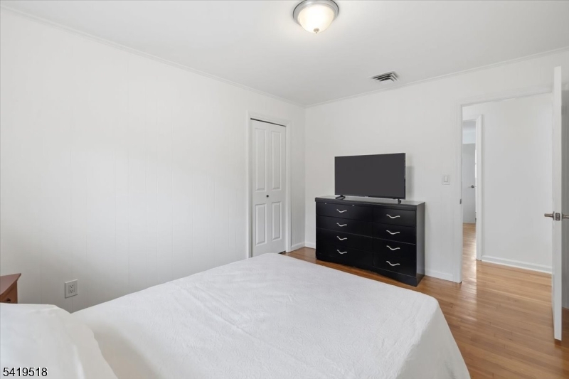41 Ackerman Dr