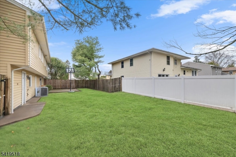 41 Ackerman Dr