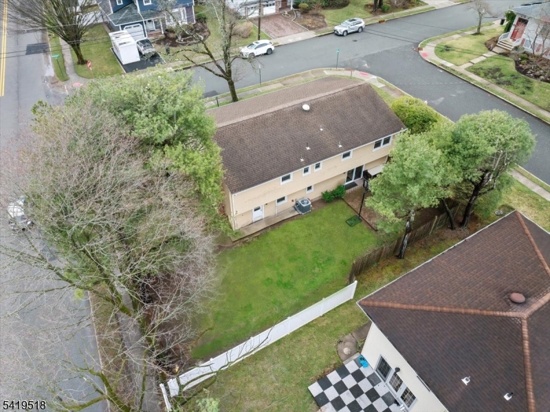 41 Ackerman Dr