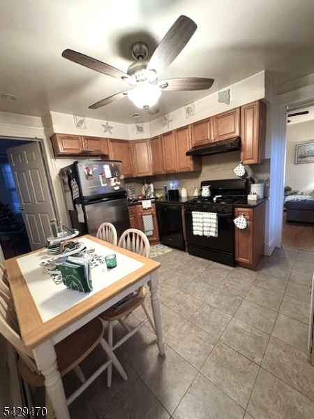 15 E Clay Ave #3