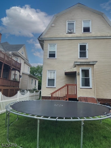 15 E Clay Ave #3