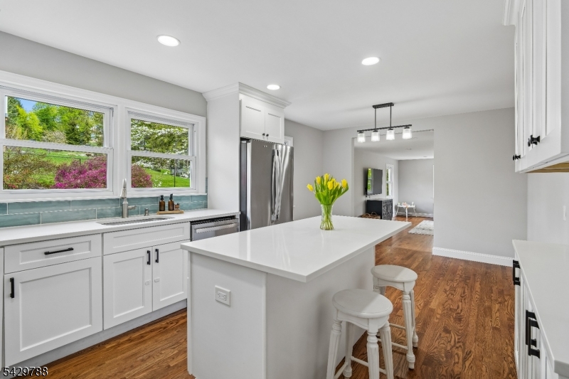 27 Dogwood Rd
