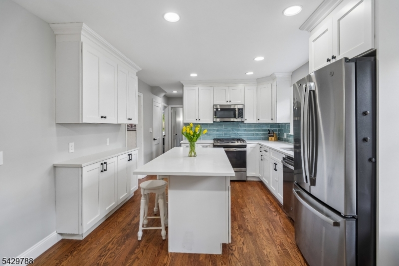 27 Dogwood Rd