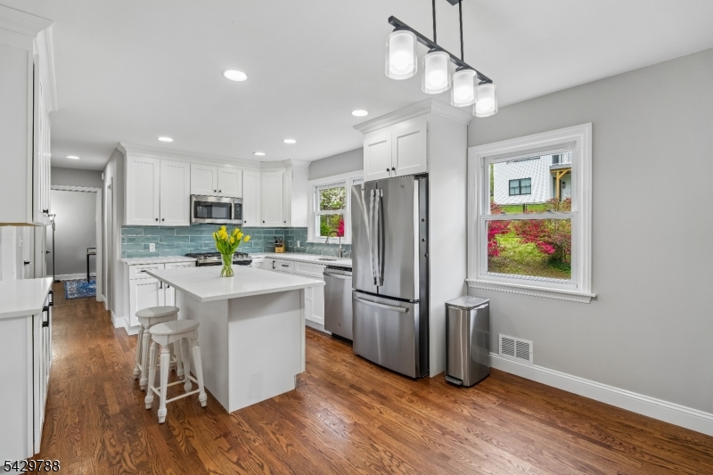 27 Dogwood Rd
