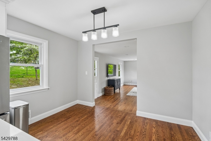 27 Dogwood Rd