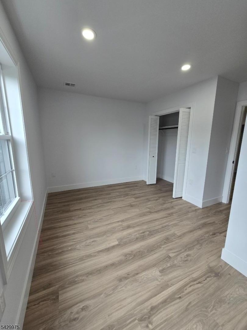 15 Chestnut Ave