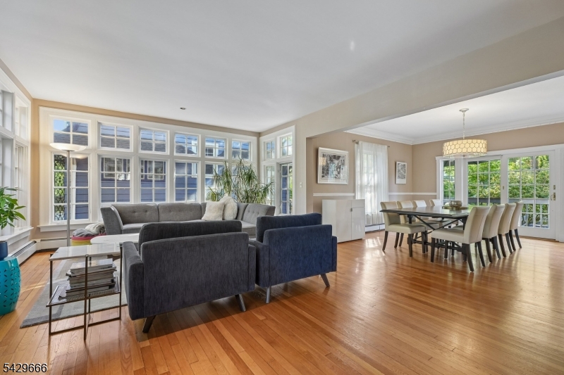 311 S Ridgewood Rd